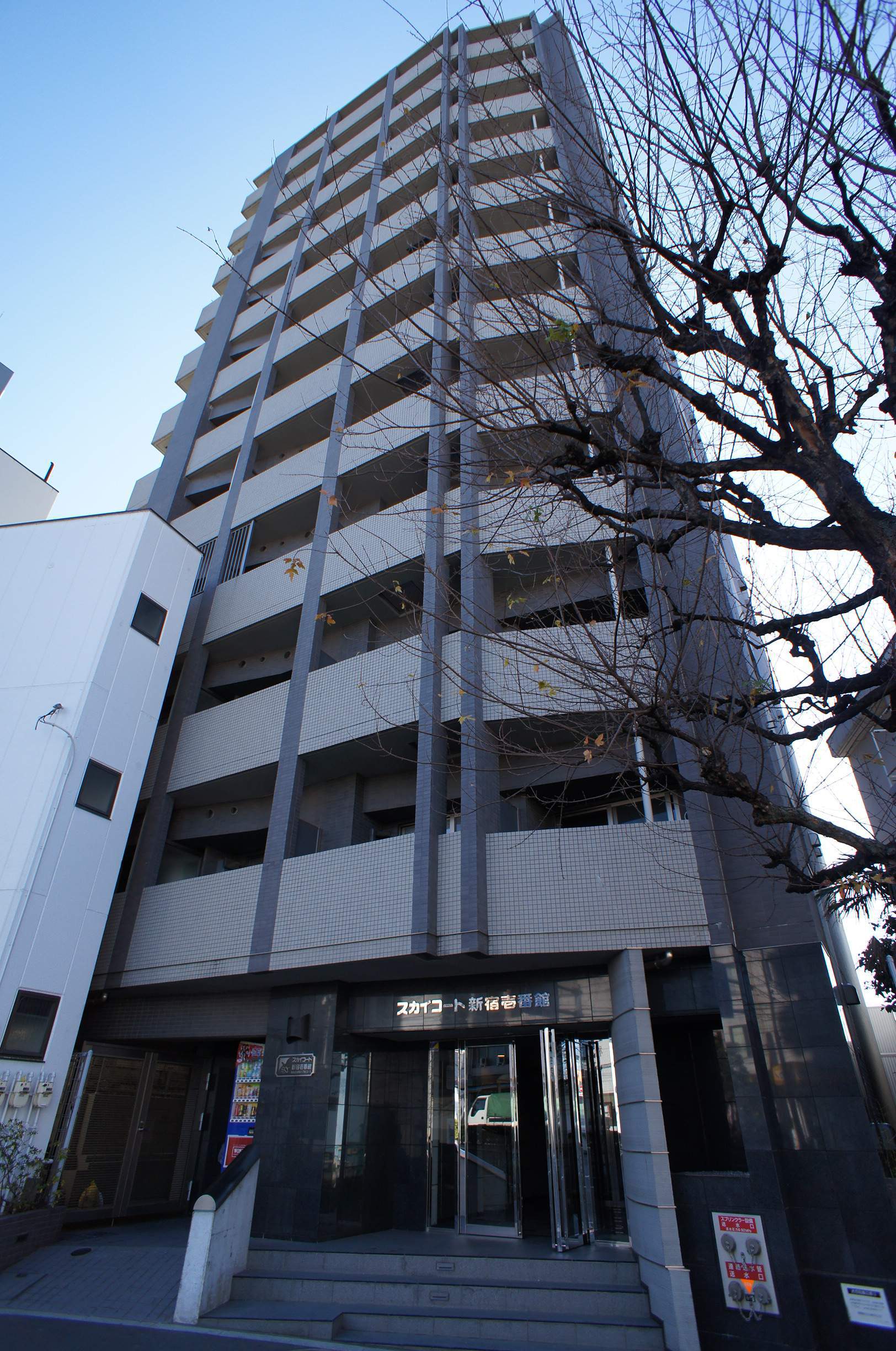 スカイコート新宿壱番館